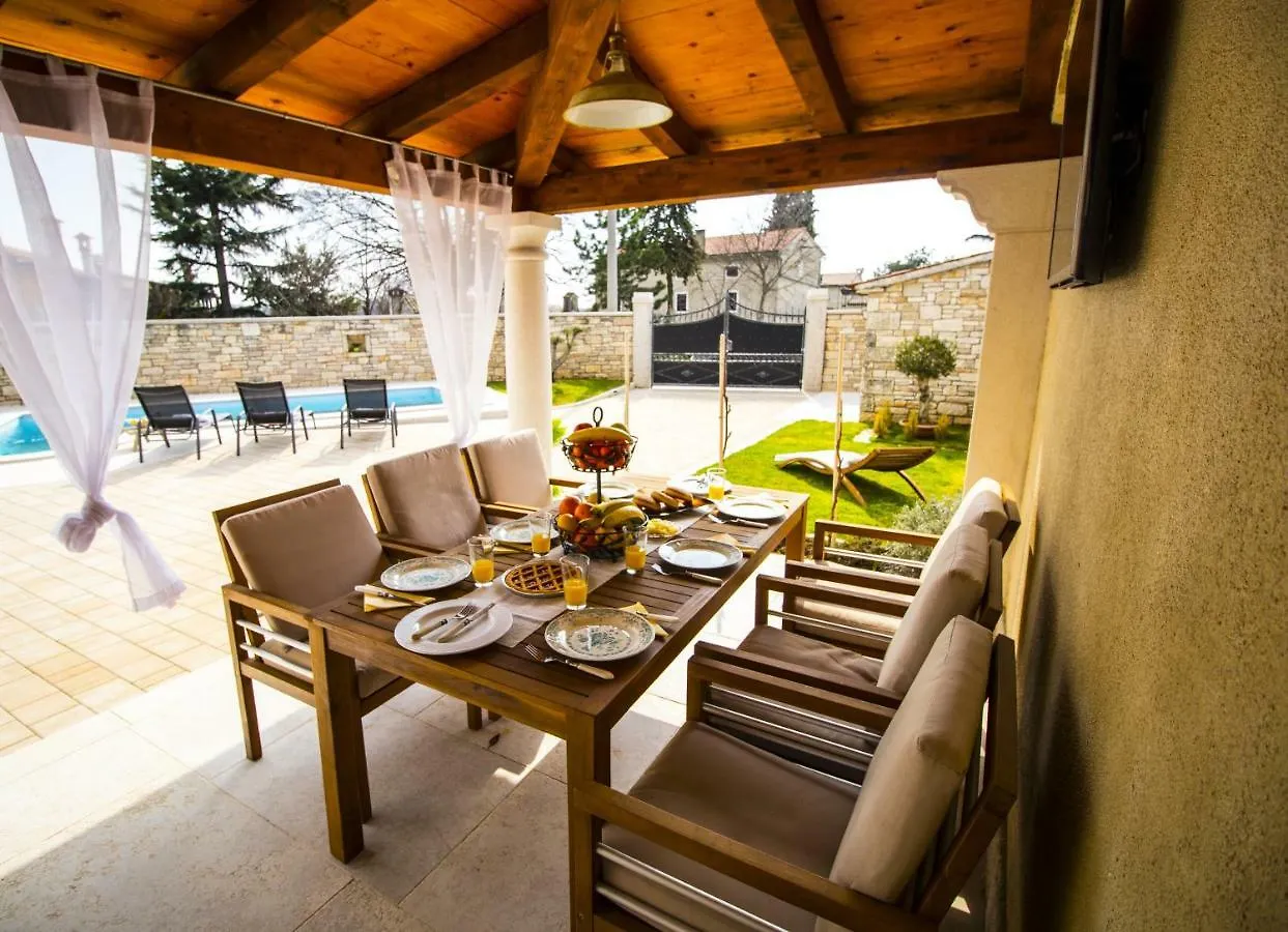 Villa Maria Tereza Zminj